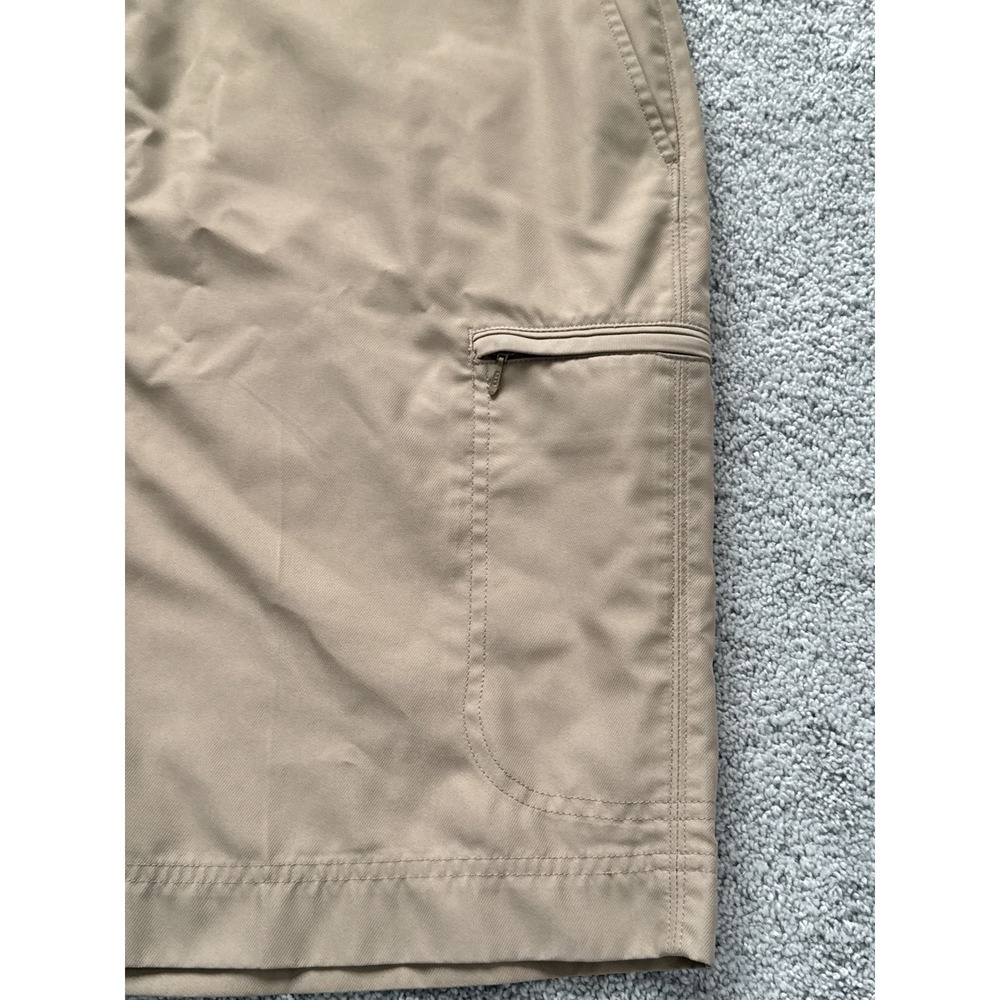 Callaway Mens Khaki Tan Golf Cargo Shorts Size 40 Performance Gripper Waistband - Picture 2 of 5